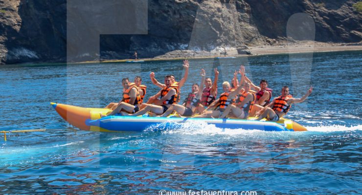 Banana_Boat_Lloret_de_Mar.jpg Banana_Boat_Lloret_de_Mar.jpg
